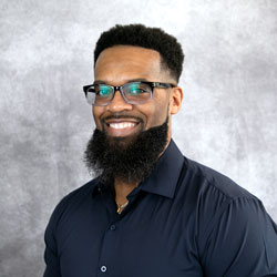 African American man with glasses